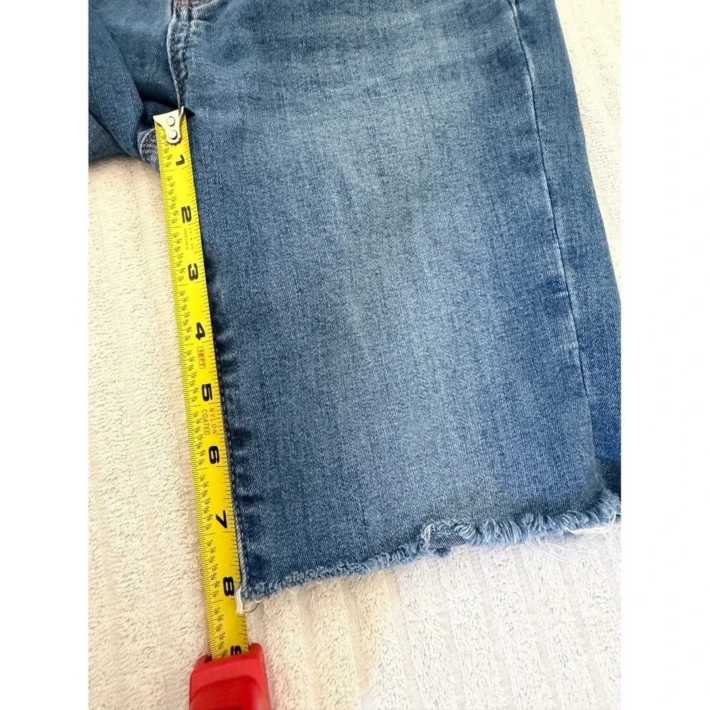 American Eagle Next Level Stretch Low Rise Jean Shorts Blue Cutoff Size 2